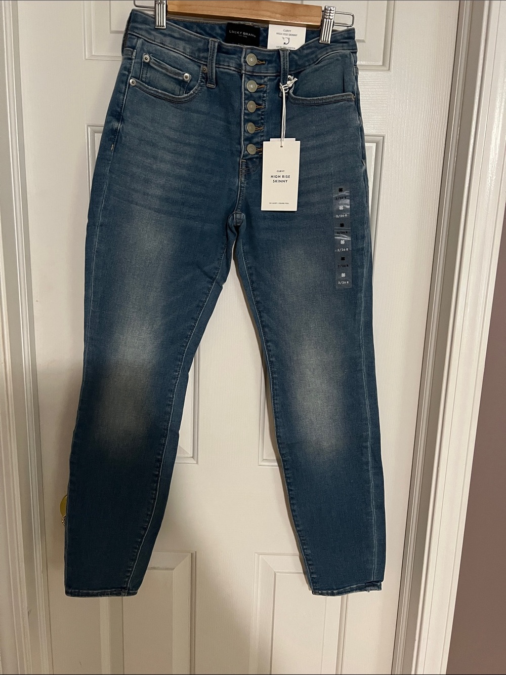 NWT Lucky Brand Curvy High Rise Skinny Jeans - 2/26 R